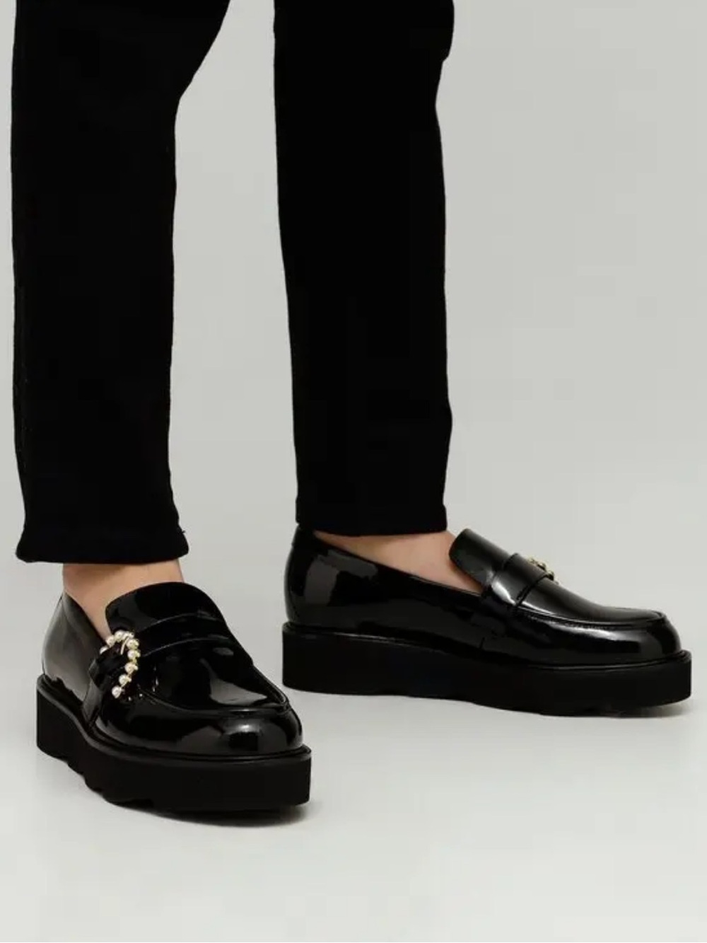 Stuart Weitzman Piper Superlift Pearl Patent Platform Loafers | 9.5